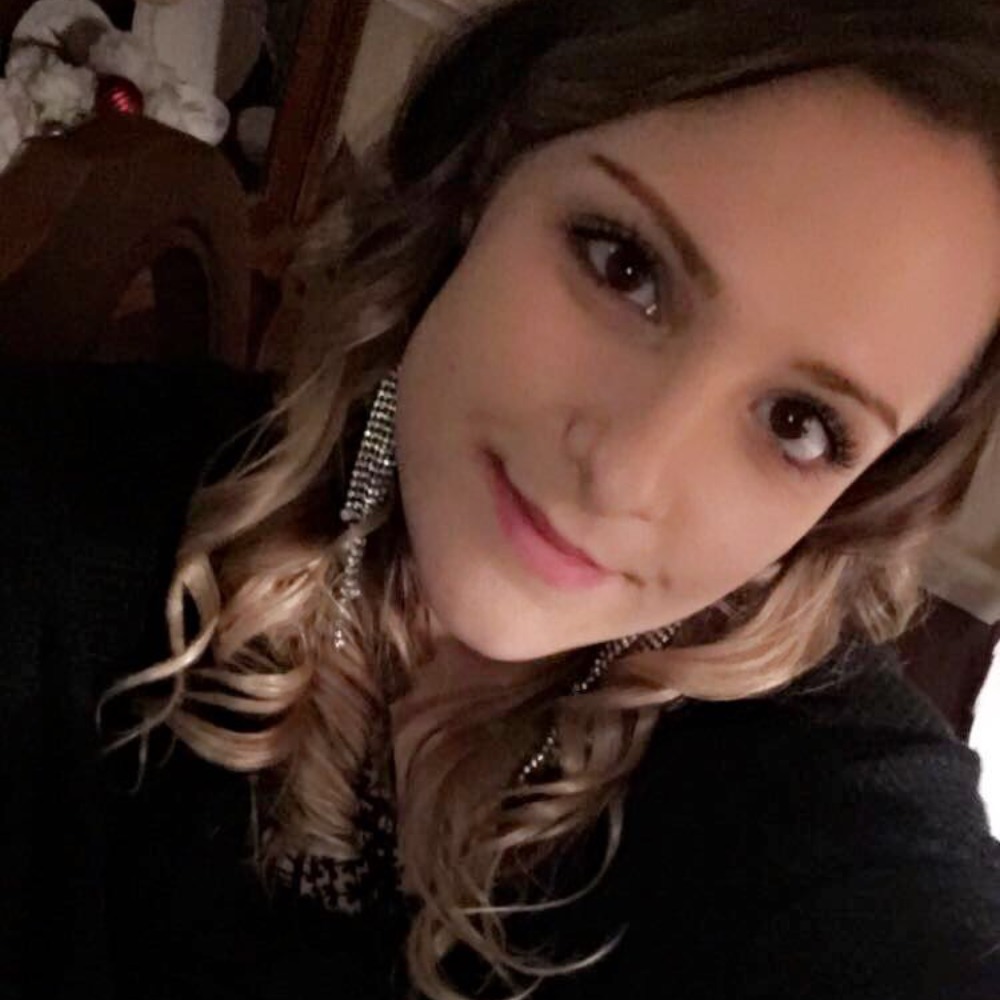 Meet your Posher, Lauren